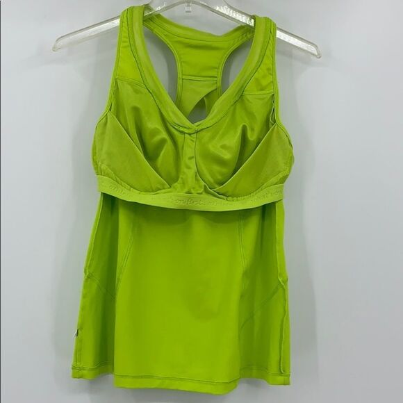ATHLETA womens 38B lime green athletic top with built in bra - Picture 6 of 7